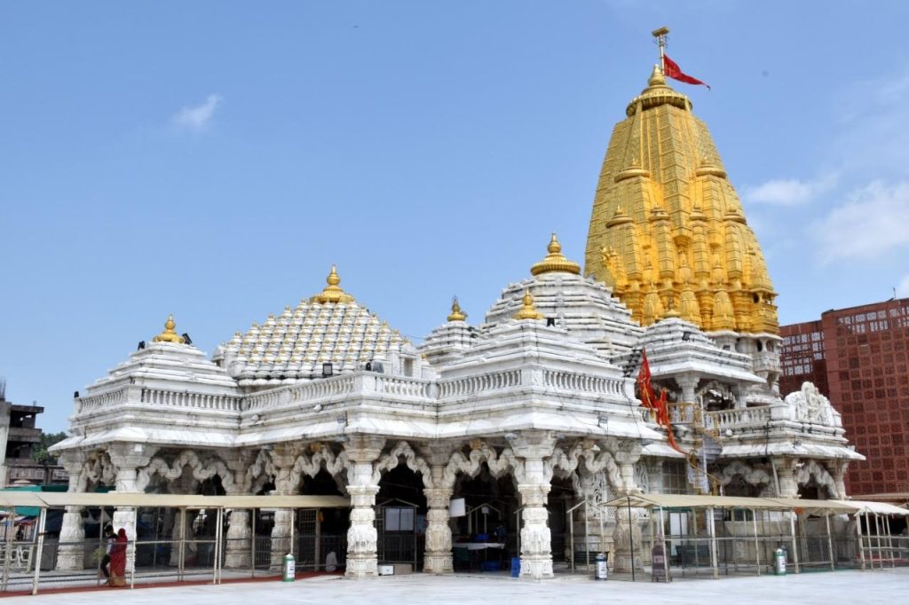 Ambaji-temple-1