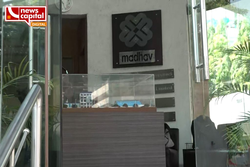 Ahmedabad baroda 27 place income tax raid khurana group madhav builders raid